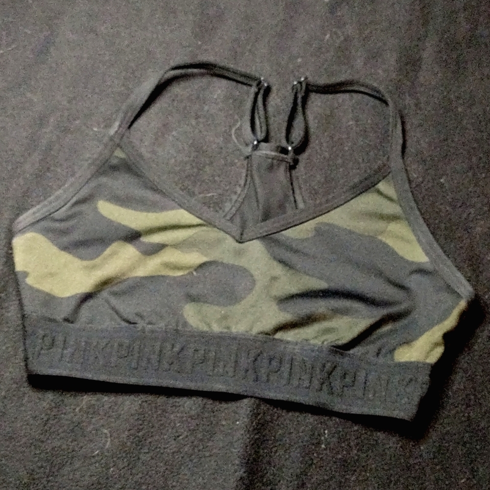 PINK VS ULTIMATE camo print sports bra